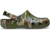 Crocs Classic Printed Camo Clog цвета хаки